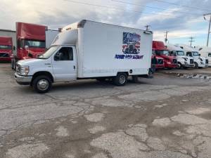 2014 Ford e350 box truck Lettering from Chester K, MS