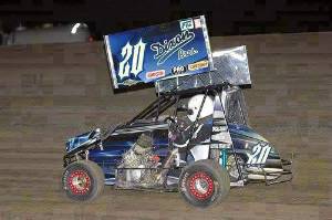 Sprint Car Wrap Tearing up the dirt